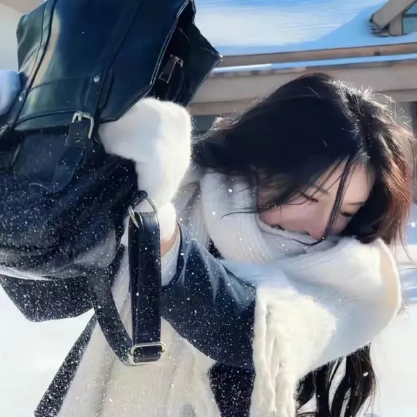【高甜异能】《大力女子姜南顺》超清完整版：母女三代超能力，手撕毒贩又燃又爆笑