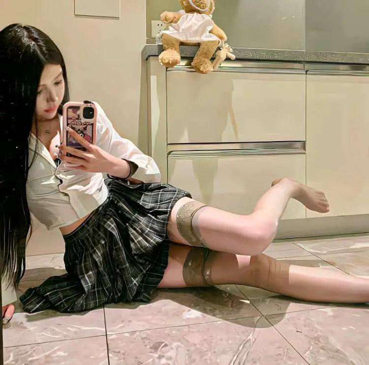 【青春遗憾美学】《秒速5厘米》新海诚高清：樱花掉落的速度是每秒五厘米，那我要用怎样的速度才能与你相遇