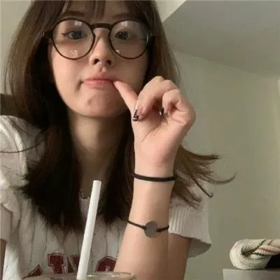 【古装情色】《淫乱书生》韩石圭李凡秀无删减：朝鲜时代第一文臣沉迷写小黄书，卷入宫廷桃色阴谋